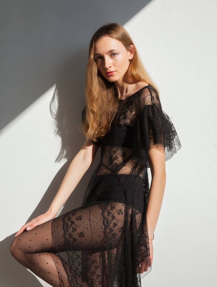 LACE HANDKERCHIEF BLOUSE - Image 2