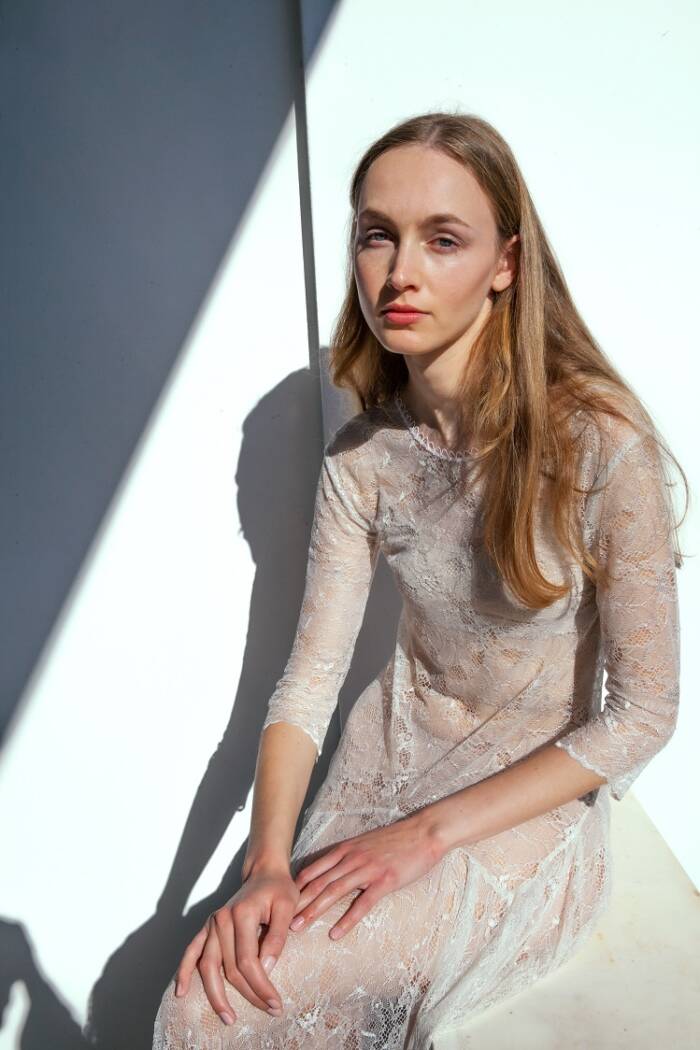 LACE ASYMMETRICAL LINE  DRESS - Image 3